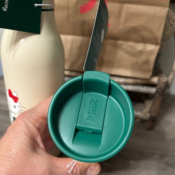 HELLO KITTY STARBUCKS HOLIDAY Edition Tumbler & Water Bottle Duo w Gift Cards - Picture 12 of 13